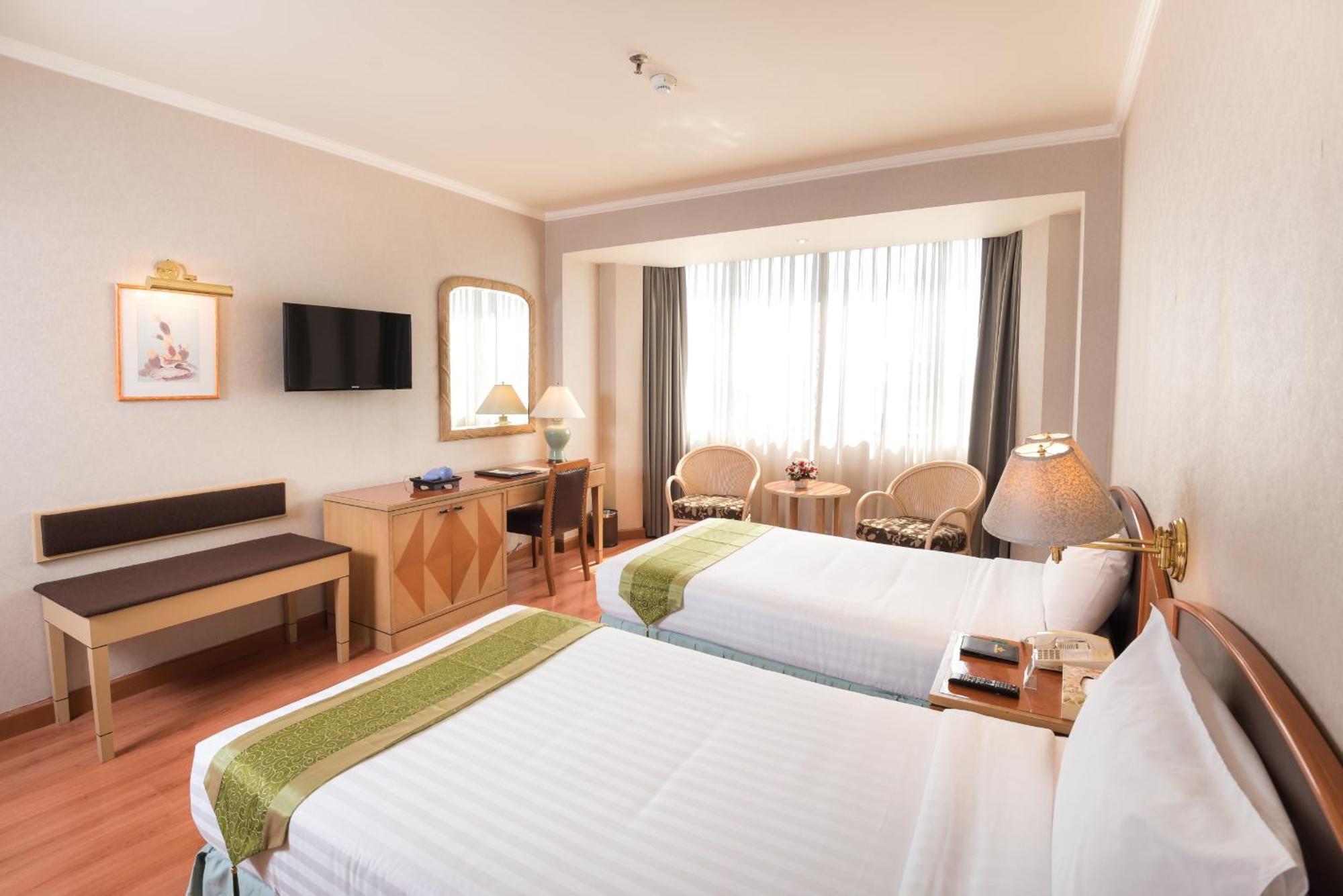 The Maruay Garden Hotel Бангкок Екстер'єр фото